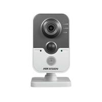 Hikvision DS-2CD2422FWD-IW (4 мм) IP-видеокамера с ИК-подсветкой